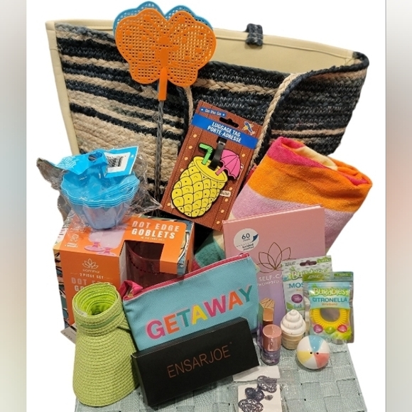 Accessories - SUMMER SWAG BAG REVEAL!